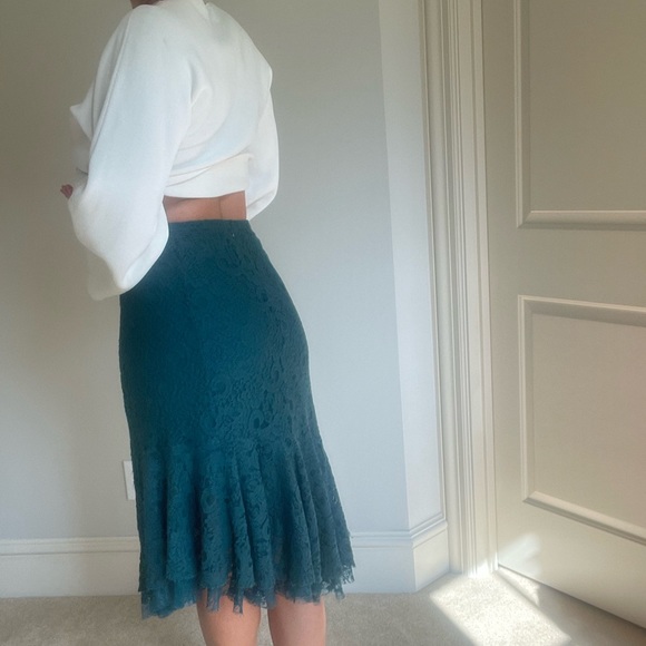 Zara Knit Ivory Cropped Sweater with flare sleeves - Picture 7 of 12